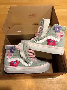 Vans Kids High-Top Sneakers Green with Pink and Purple Floral Embroidery